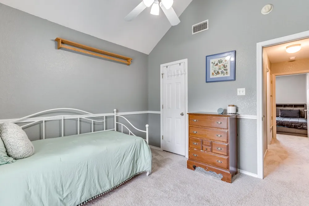613 E 1st Street Weatherford, TX 76086
