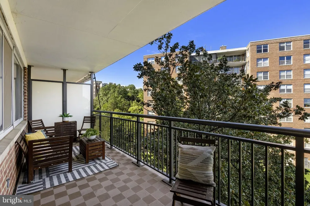 3900 WATSON PLACE NW #B-4G Washington, DC 20016