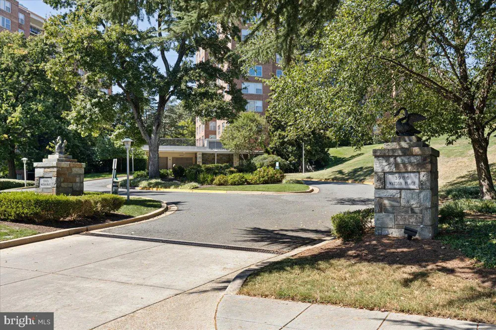 3900 WATSON PLACE NW #B-4G Washington, DC 20016