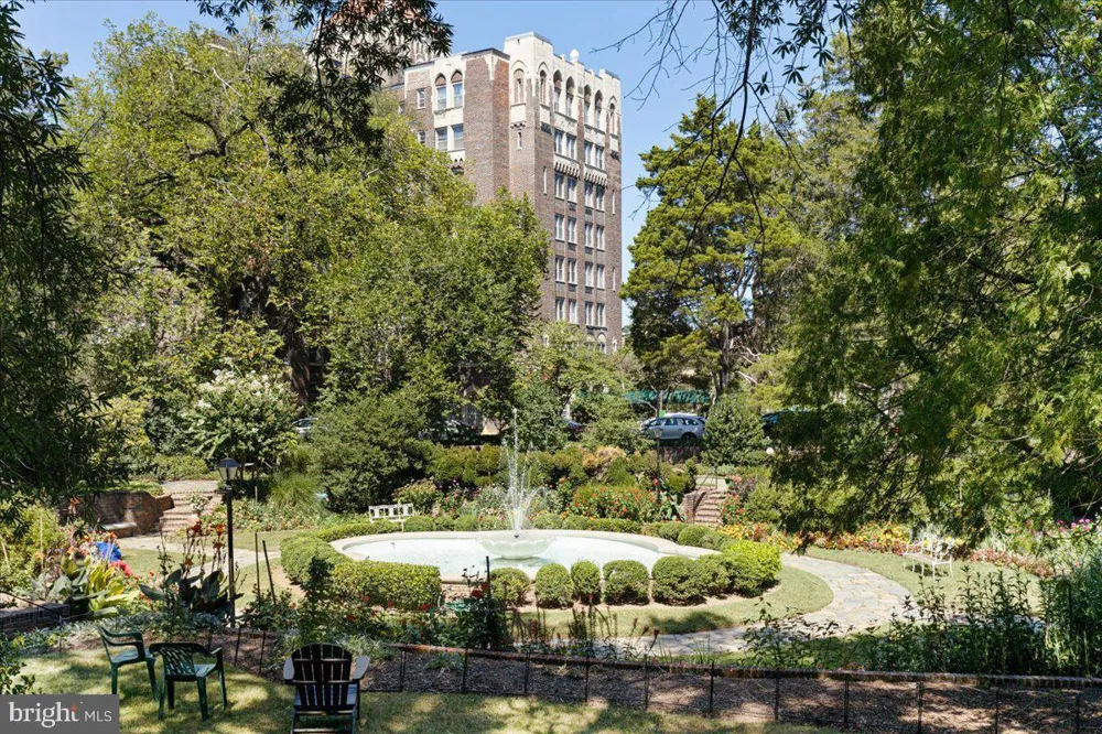 3900 WATSON PLACE NW #B-4G Washington, DC 20016