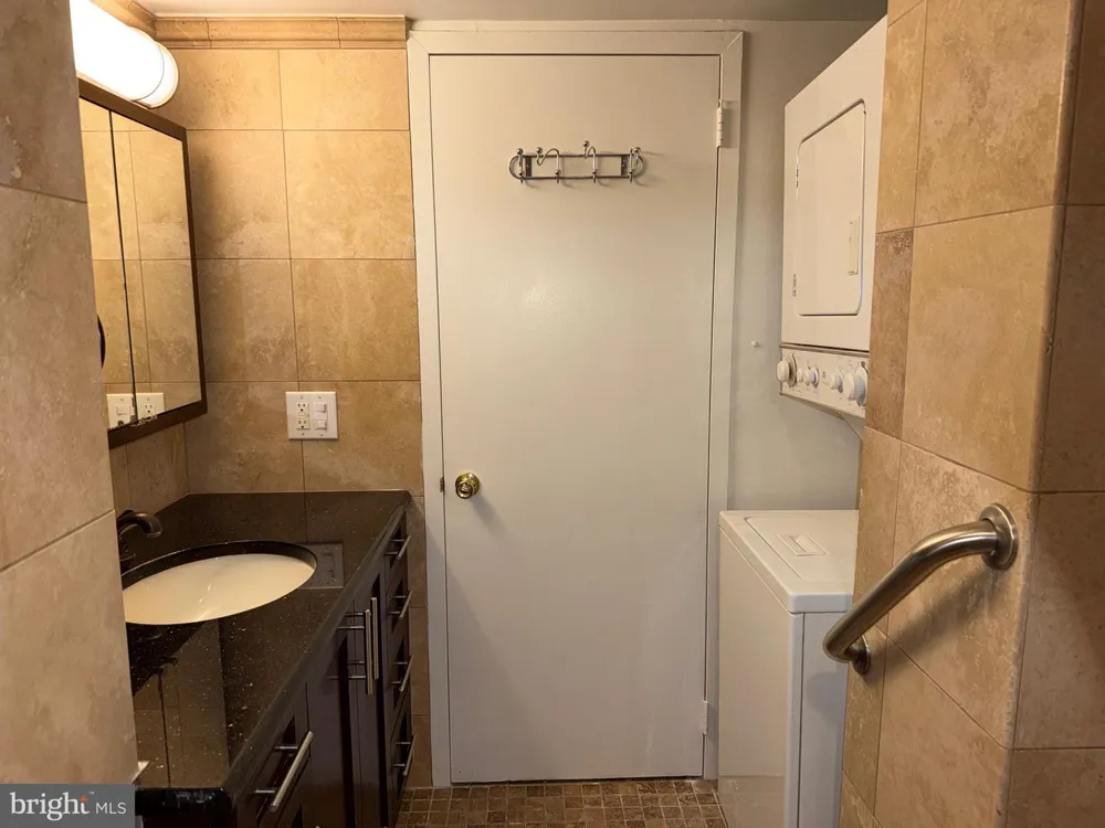 1420 LOCUST STREET #12K Philadelphia, PA 19102