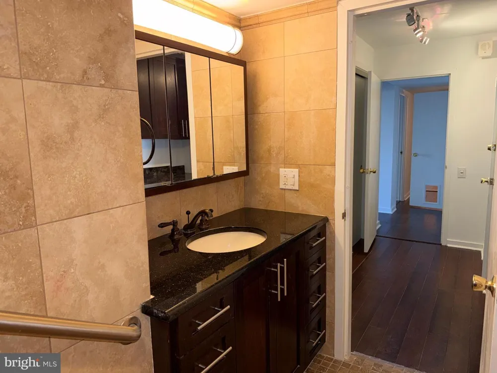 1420 LOCUST STREET #12K Philadelphia, PA 19102
