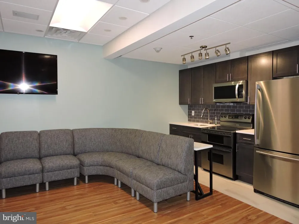 1420 LOCUST STREET #12K Philadelphia, PA 19102