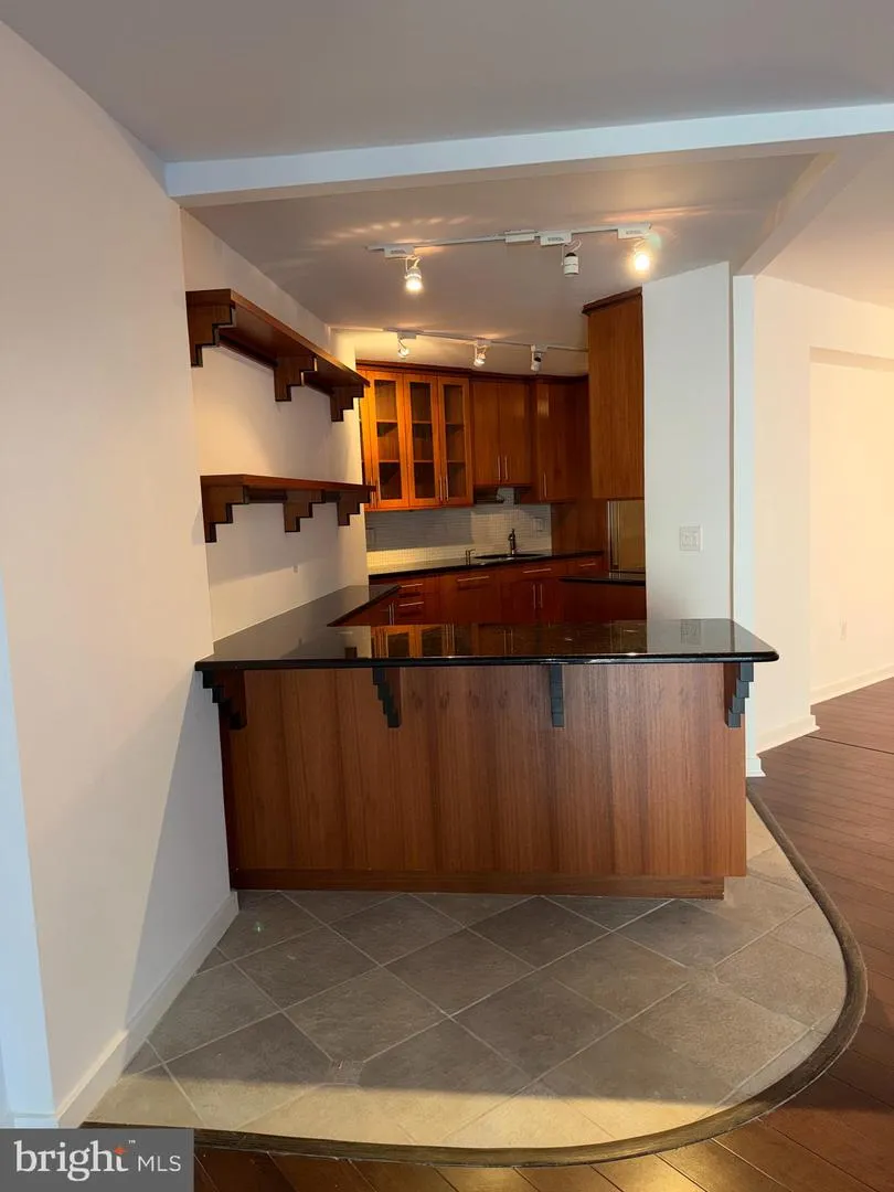 1420 LOCUST STREET #12K Philadelphia, PA 19102