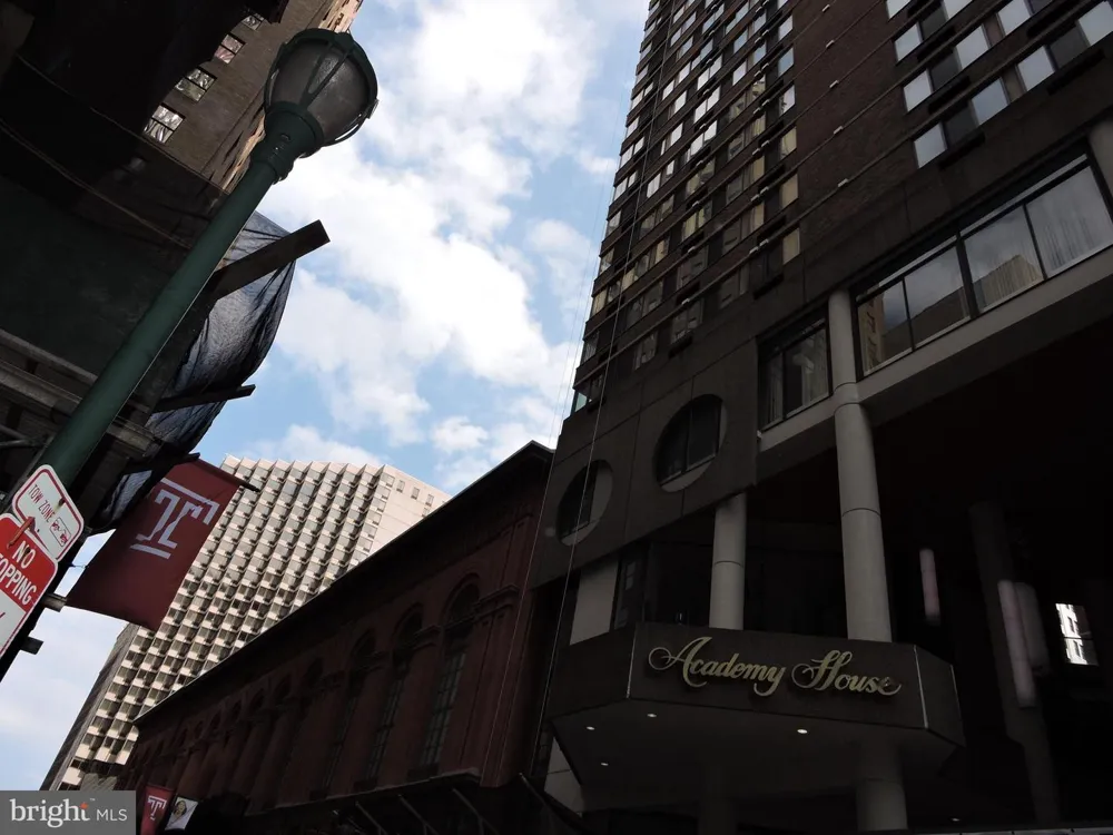 1420 LOCUST STREET #12K Philadelphia, PA 19102
