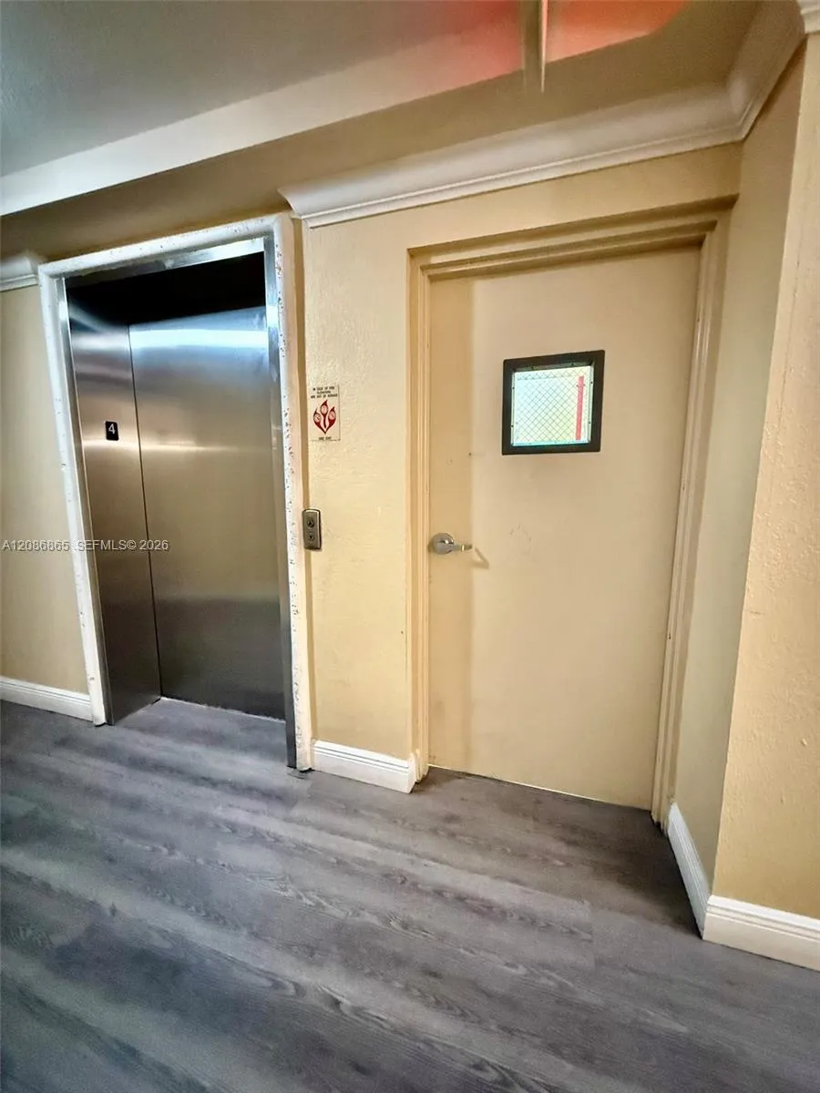 2475 NW 16th Street Rd #418 Miami, FL 33125