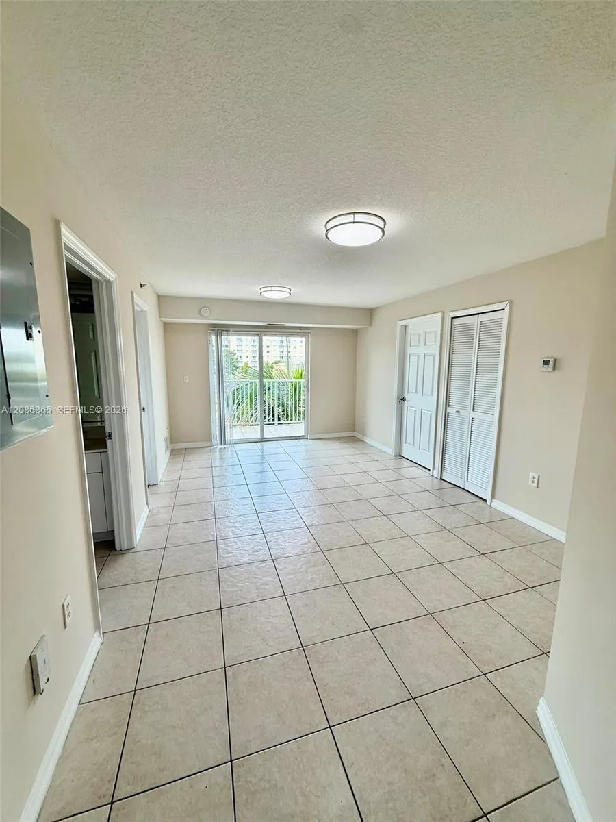 2475 NW 16th Street Rd #418 Miami, FL 33125