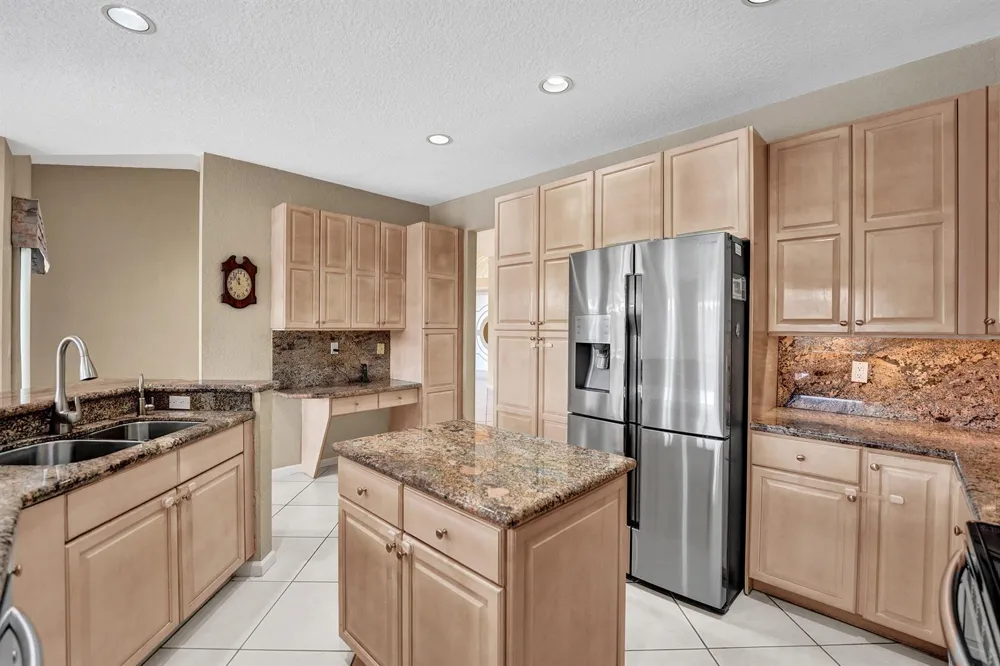 12571 COUNTRYSIDE TERRACE Cooper City, FL 33330