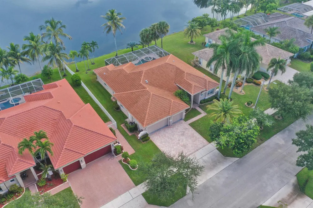 12571 COUNTRYSIDE TERRACE Cooper City, FL 33330