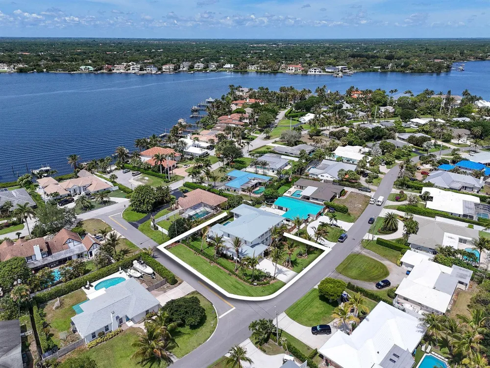 91 Golfview Drive Tequesta, FL 33469