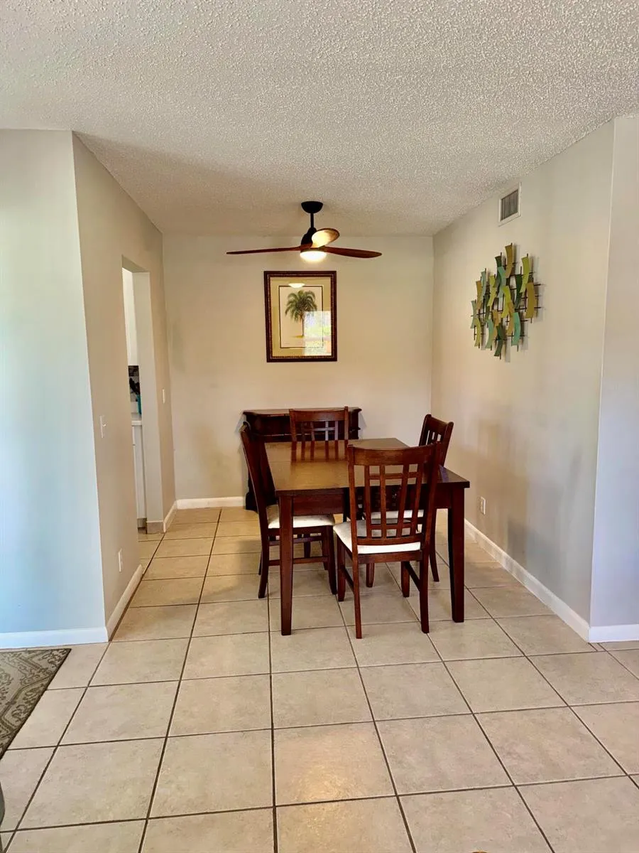 600 SNUG HARBOR DRIVE #A10 Boynton Beach, FL 33435