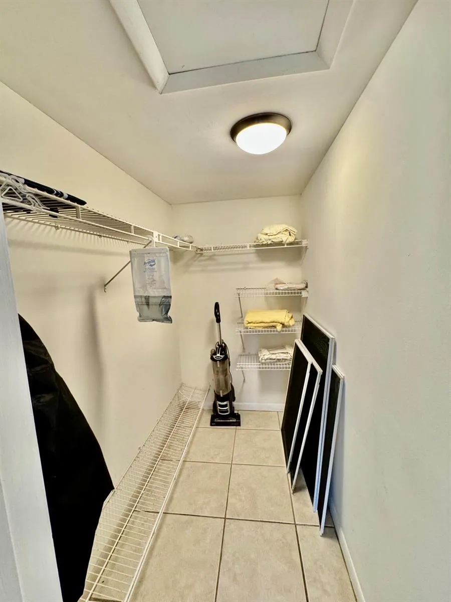 600 SNUG HARBOR DRIVE #A10 Boynton Beach, FL 33435