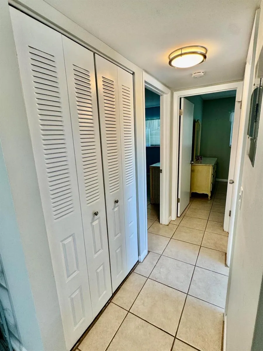 600 SNUG HARBOR DRIVE #A10 Boynton Beach, FL 33435