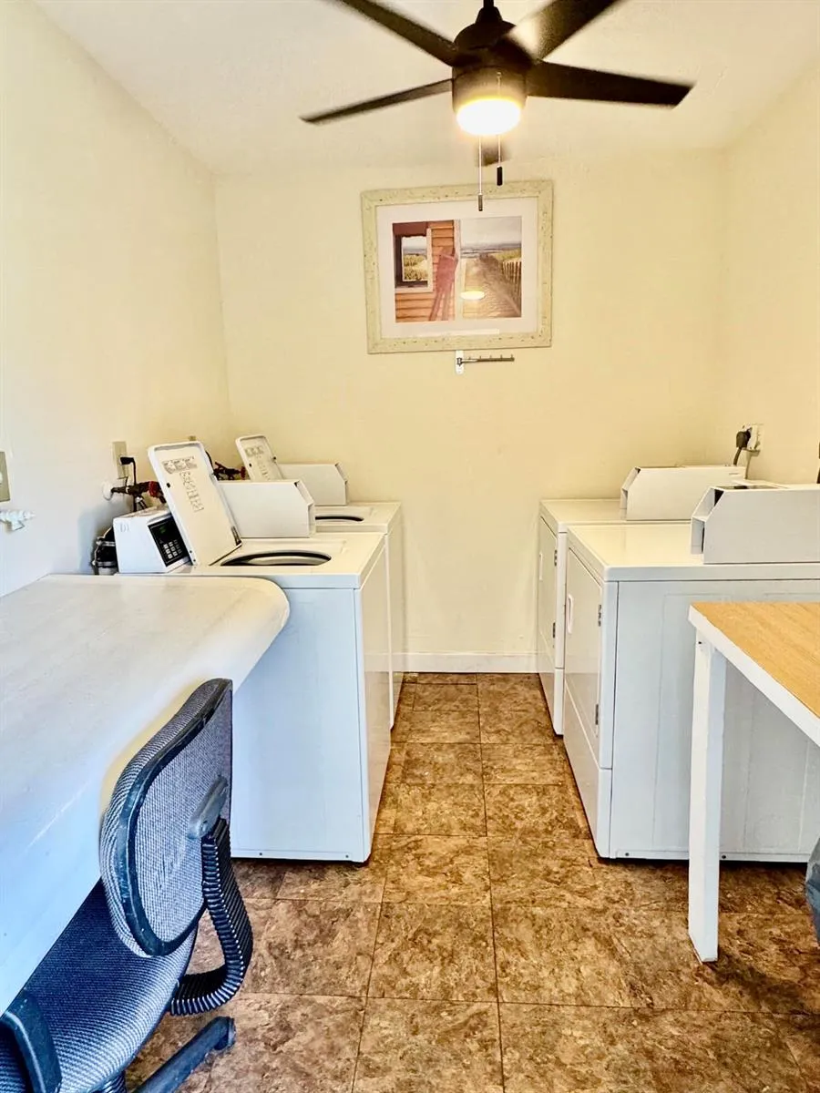 600 SNUG HARBOR DRIVE #A10 Boynton Beach, FL 33435
