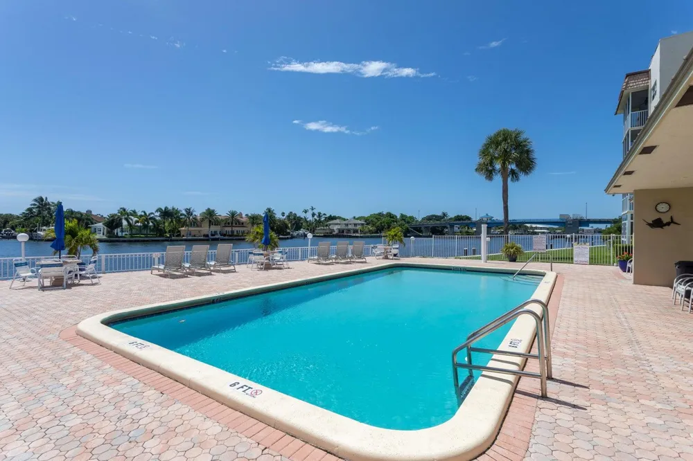 600 SNUG HARBOR DRIVE #A10 Boynton Beach, FL 33435