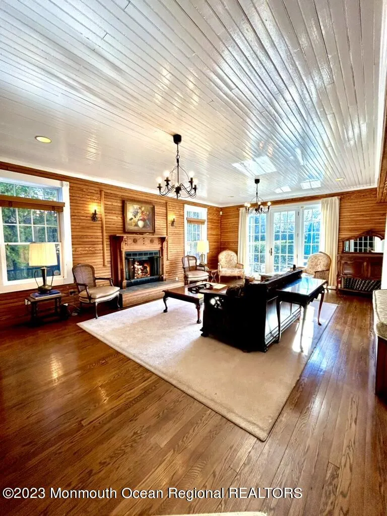 208 Passaic Avenue Spring Lake, NJ 07762