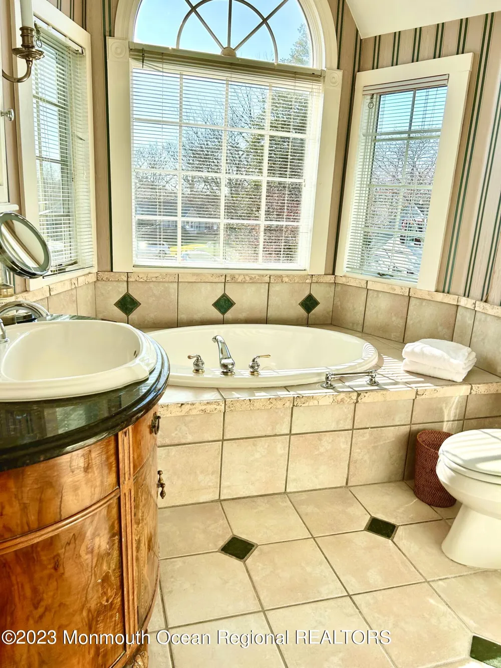 208 Passaic Avenue Spring Lake, NJ 07762