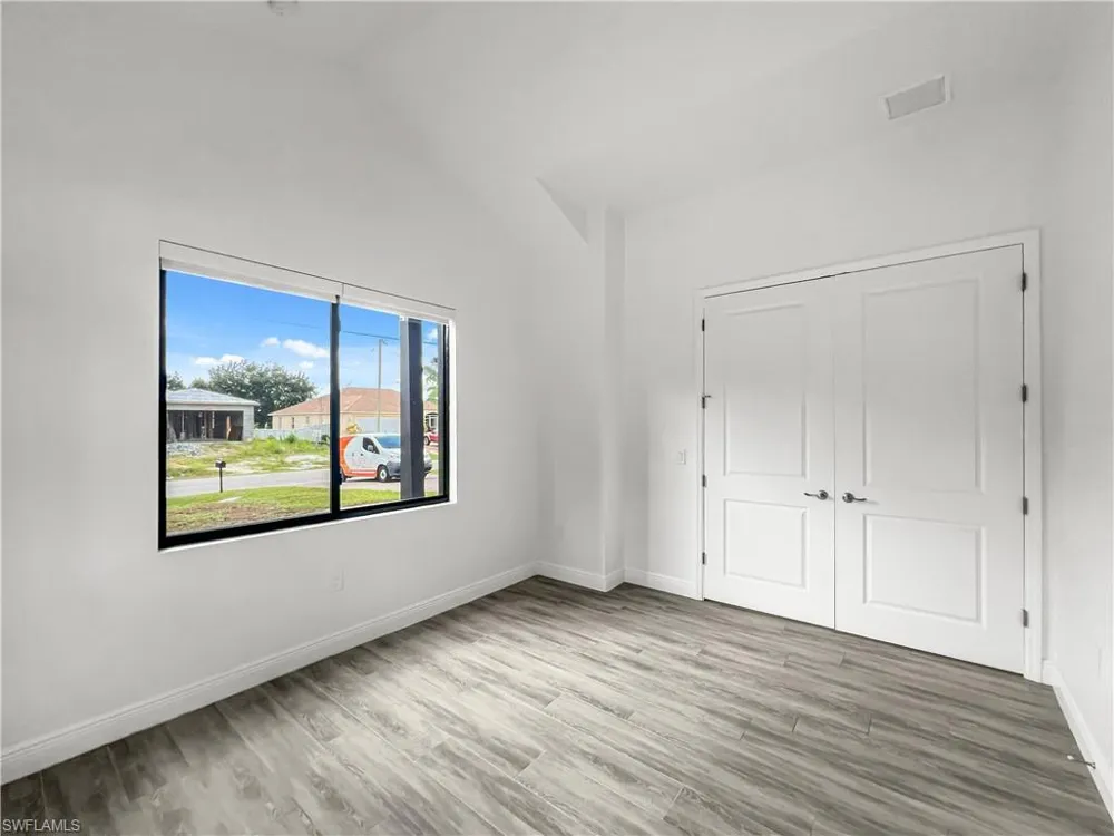 4306 3rd Street SW Lehigh Acres, FL 33976