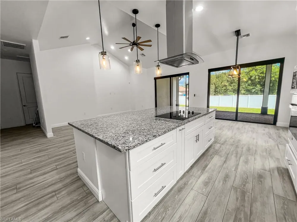 4306 3rd Street SW Lehigh Acres, FL 33976