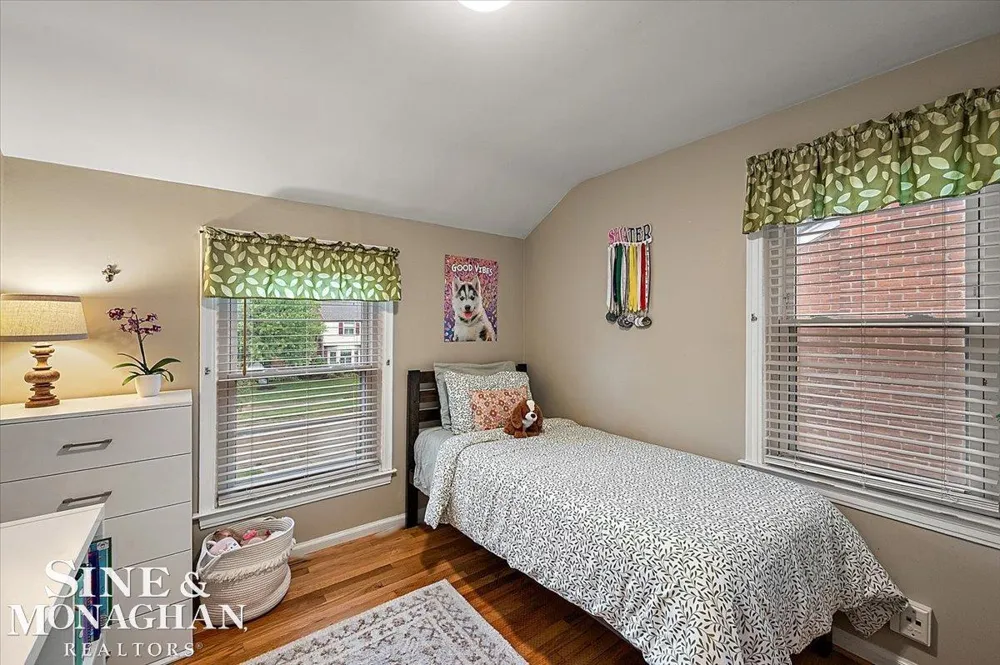 1819 Norwood Road Grosse Pointe Woods City, MI 48236