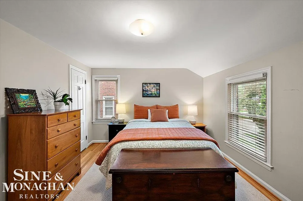1819 Norwood Road Grosse Pointe Woods City, MI 48236