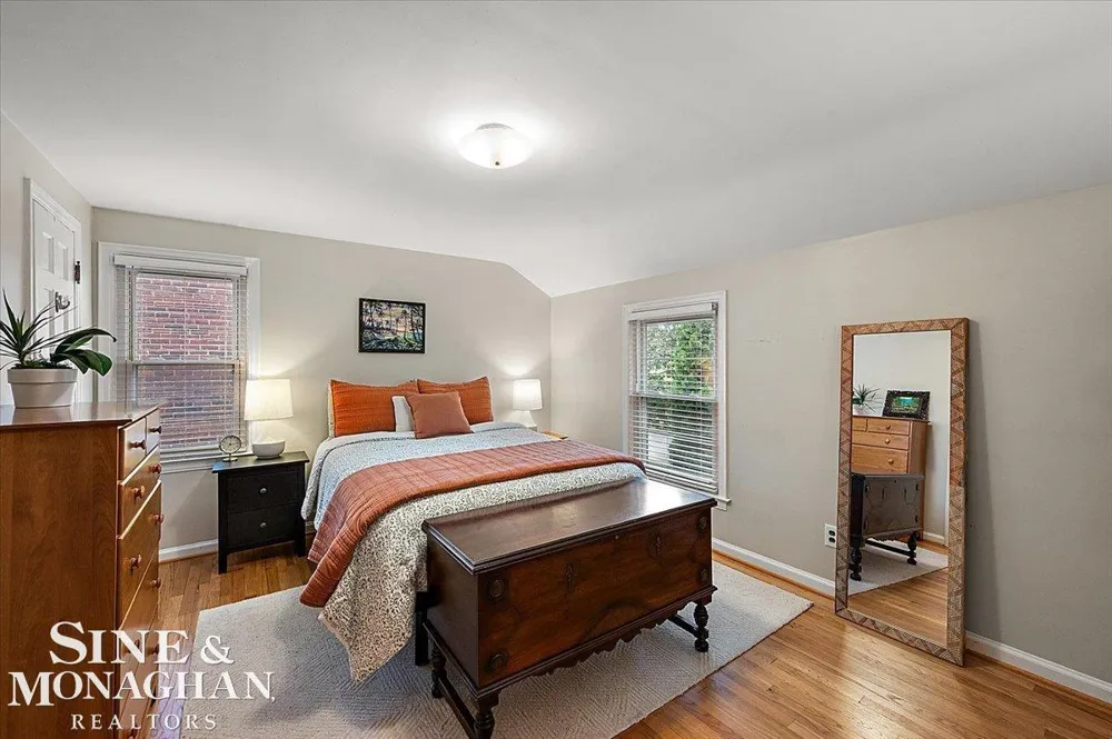 1819 Norwood Road Grosse Pointe Woods City, MI 48236