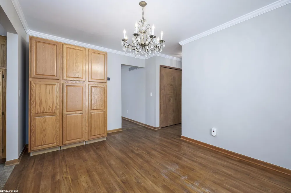 999 River Mist Drive Rochester City, MI 48307