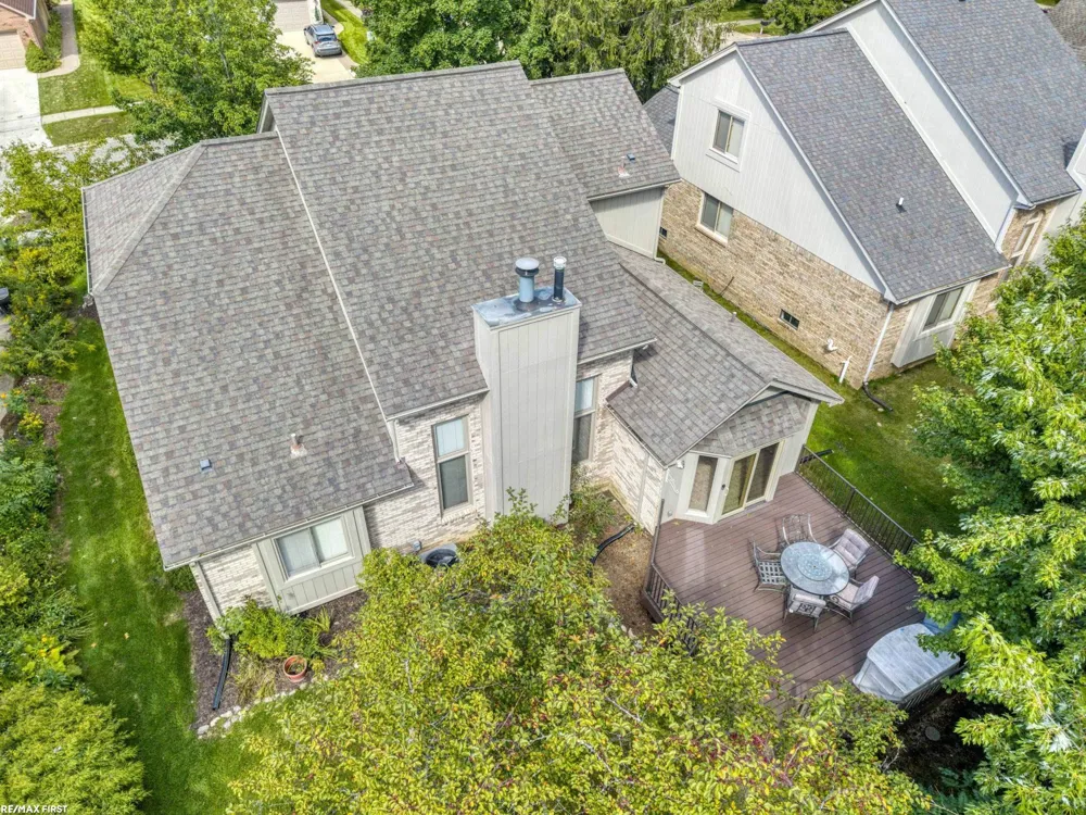 999 River Mist Drive Rochester City, MI 48307
