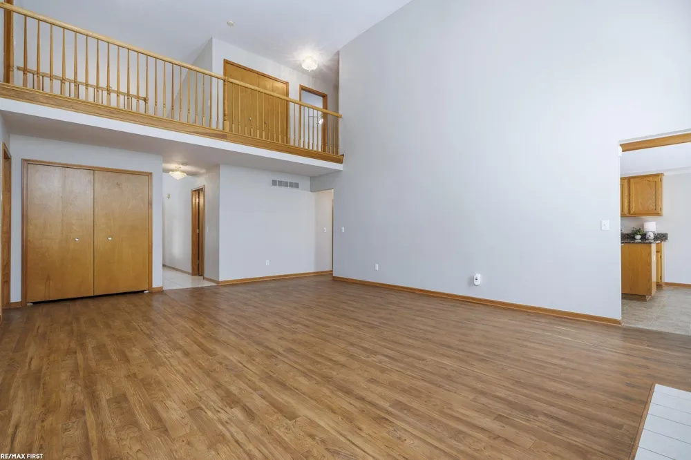 999 River Mist Drive Rochester City, MI 48307