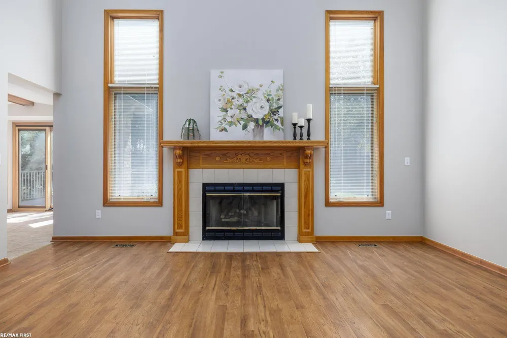 999 River Mist Drive Rochester City, MI 48307