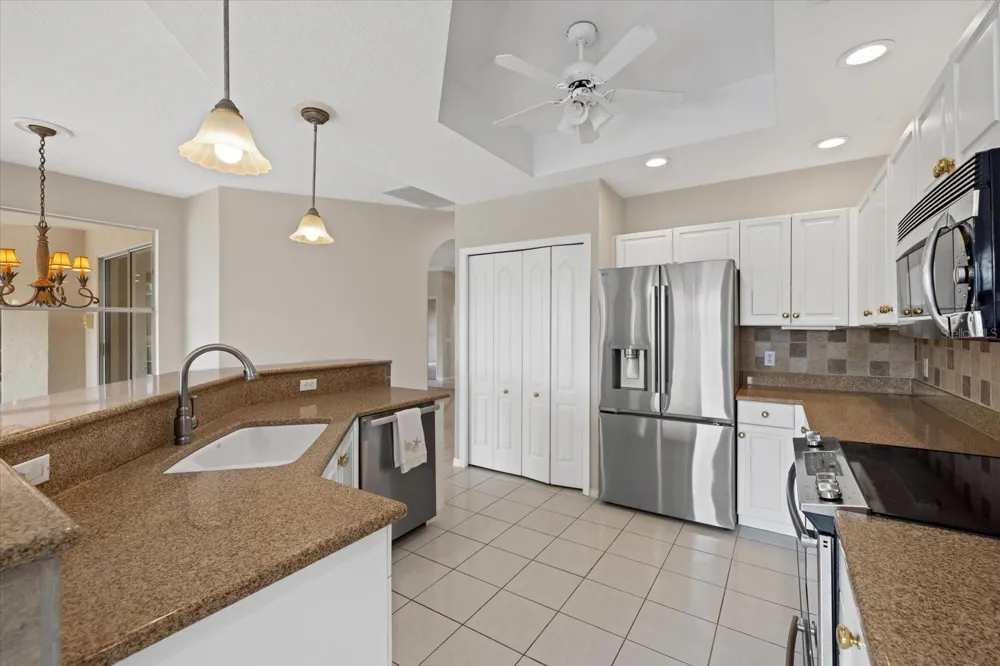 8967 GREY OAKS AVENUE Sarasota, FL 34238