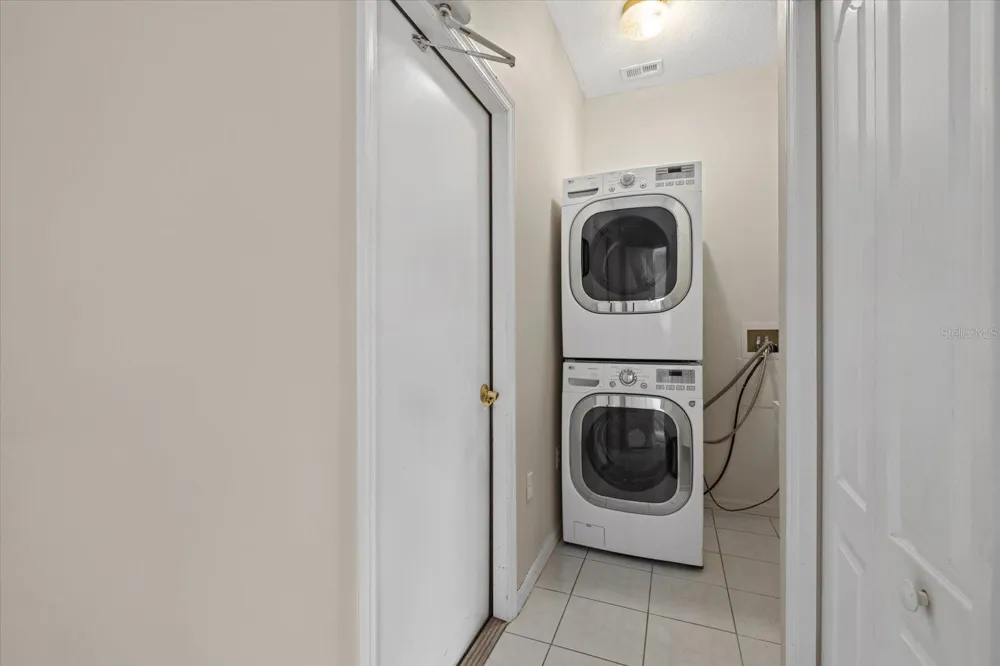 8967 GREY OAKS AVENUE Sarasota, FL 34238