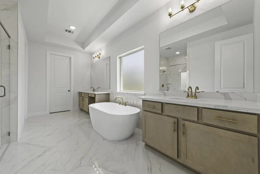 8116 Royal Mint Cove Lago Vista, TX 78645
