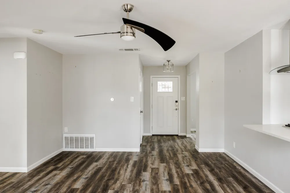 6101 London Drive Austin, TX 78745