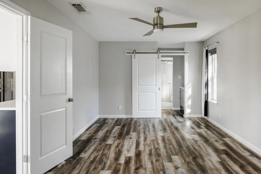 6101 London Drive Austin, TX 78745
