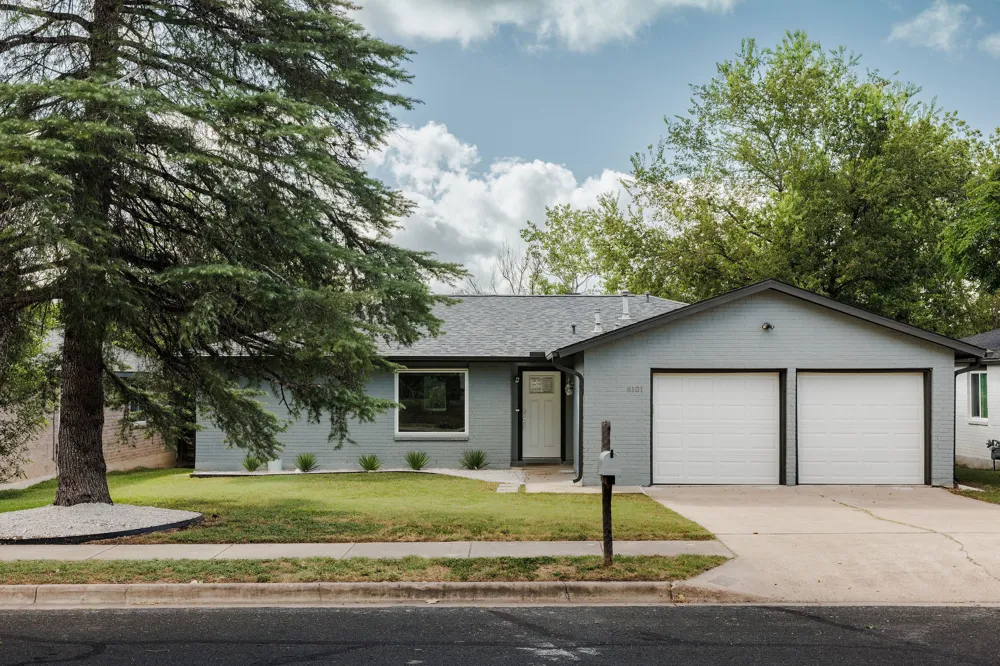 6101 London Drive Austin, TX 78745