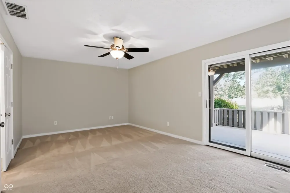 328 Sandbrook Drive Noblesville, IN 46062