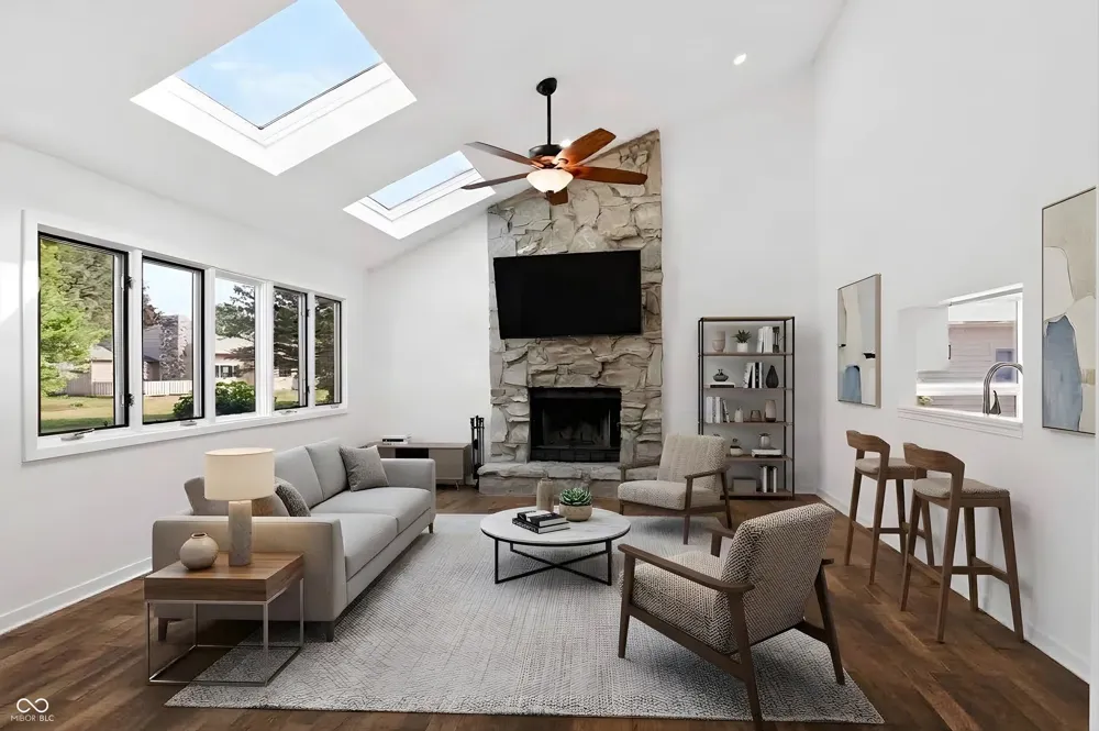 328 Sandbrook Drive Noblesville, IN 46062