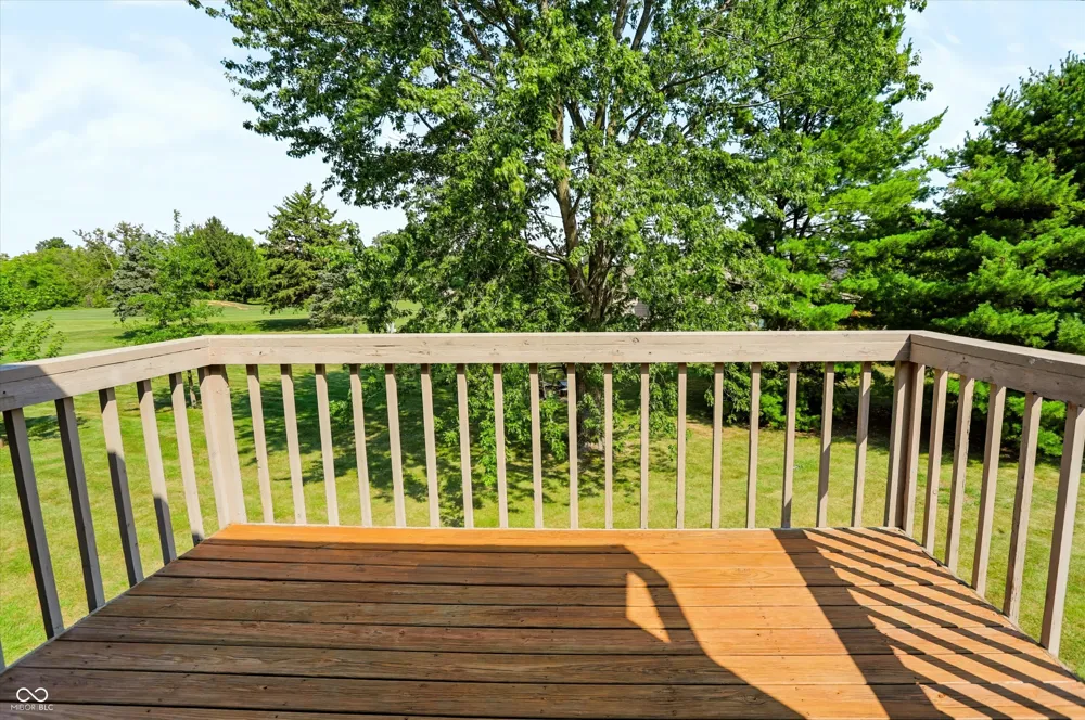 328 Sandbrook Drive Noblesville, IN 46062