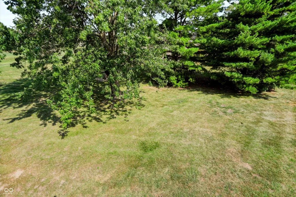 328 Sandbrook Drive Noblesville, IN 46062