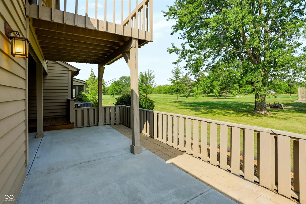 328 Sandbrook Drive Noblesville, IN 46062
