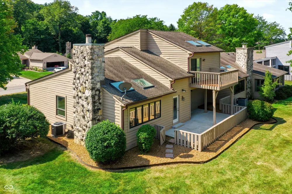 328 Sandbrook Drive Noblesville, IN 46062