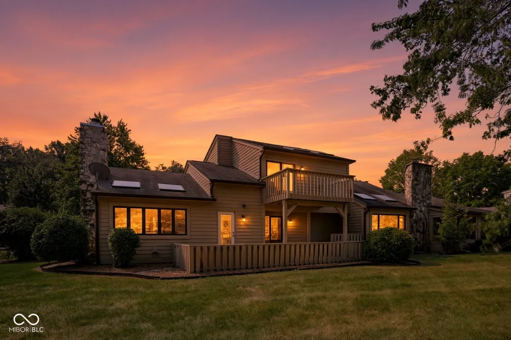 328 Sandbrook Drive Noblesville, IN 46062