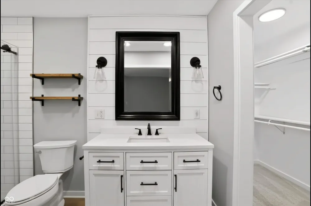 328 Sandbrook Drive Noblesville, IN 46062
