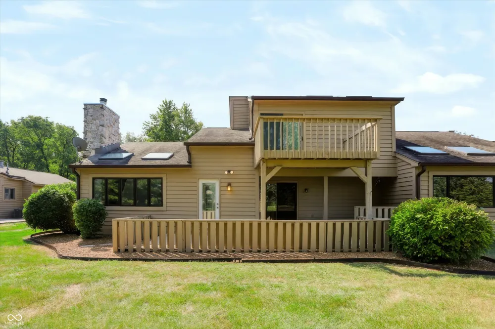 328 Sandbrook Drive Noblesville, IN 46062