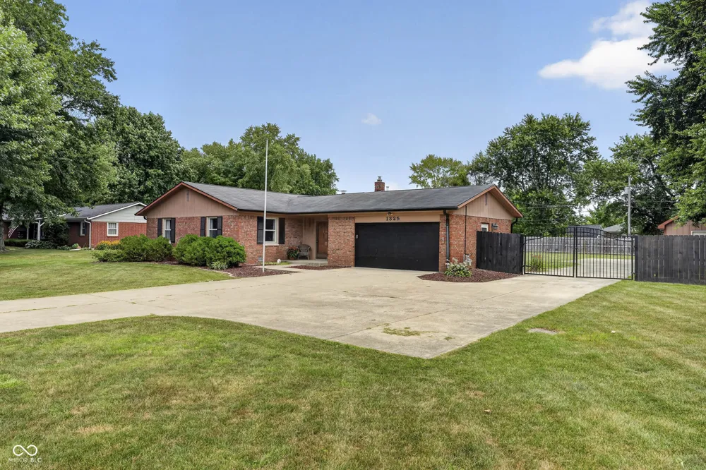 1325 County Road 475 Road E Avon, IN 46123