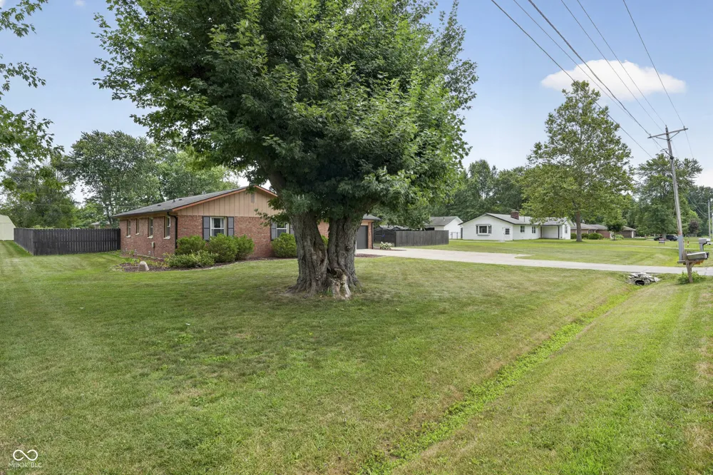 1325 County Road 475 Road E Avon, IN 46123