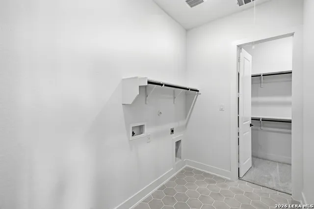 2160 Briggs Summit San Antonio, TX 78245