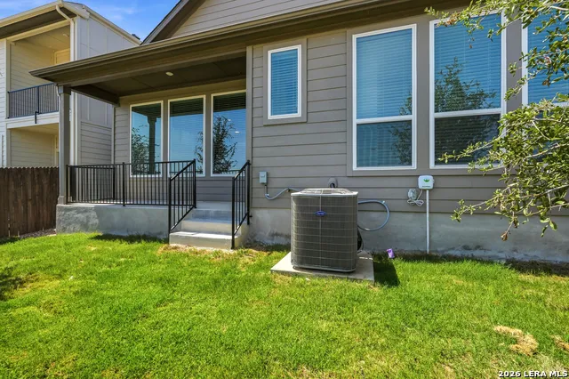 2160 Briggs Summit San Antonio, TX 78245