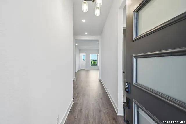 2160 Briggs Summit San Antonio, TX 78245